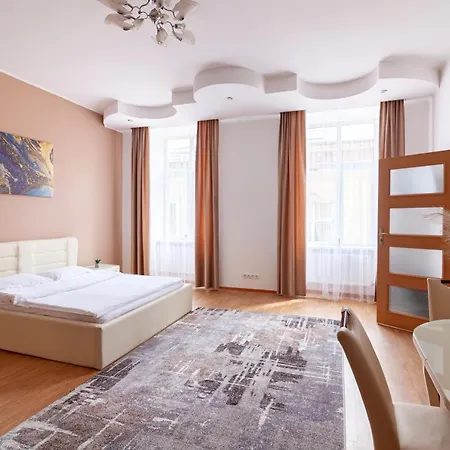 Appartement Leogrand Svobody 33 *